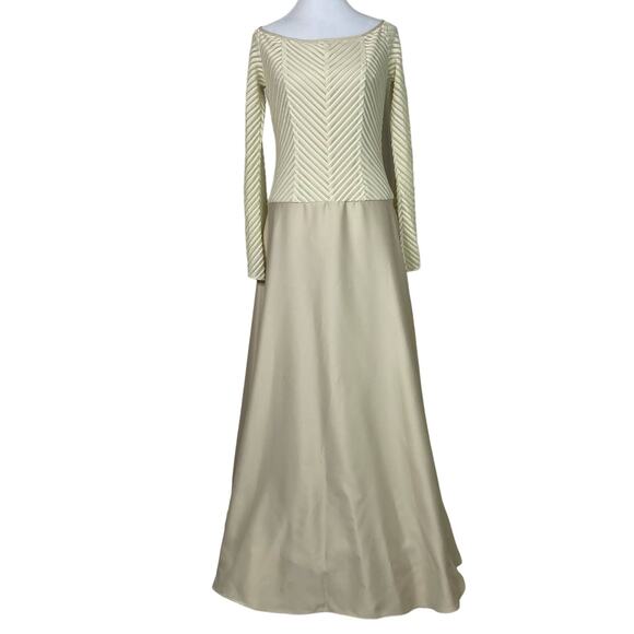 JS Collection Signature Creamy Off White Gown Maxi Dress Size 6 - Picture 1 of 12